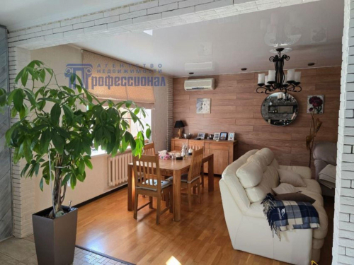 Продажа 2-комн квартиры Карельцева улица, 56