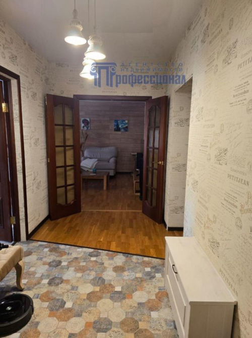 Продажа 2-комн квартиры Карельцева улица, 56
