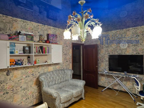 Продажа 2-комн квартиры Карельцева улица, 56