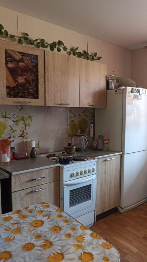 Продажа 1-комн квартиры Луначарского улица, 100