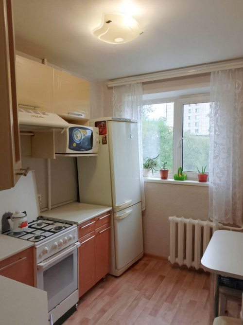 Продажа 3-комн квартиры Радионова улица, 18а