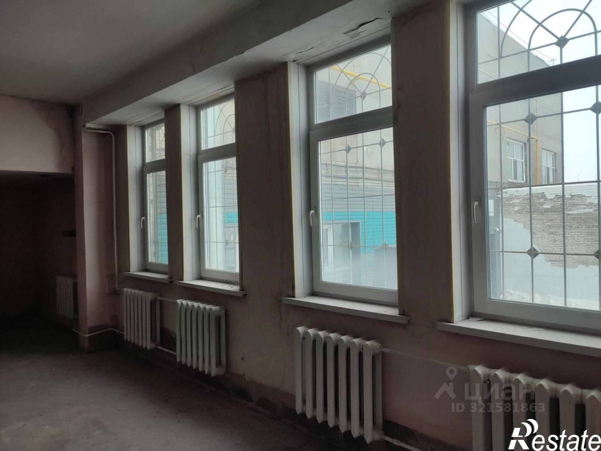 Купить помещение свободного назначения за 3 250 400 рублей на ул Промышленная, 33