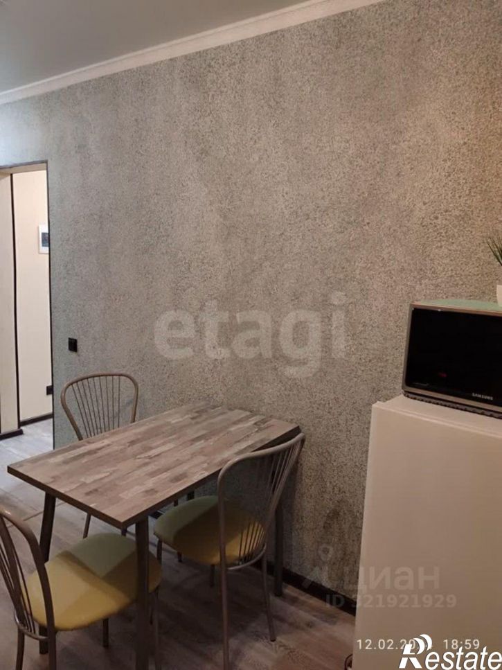 2-комн квартира улица Дзержинского, 31Г,  д. 31Г