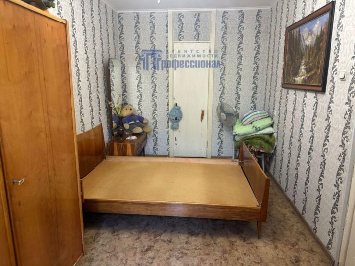 2-комн квартира Максима Горького улица, 6