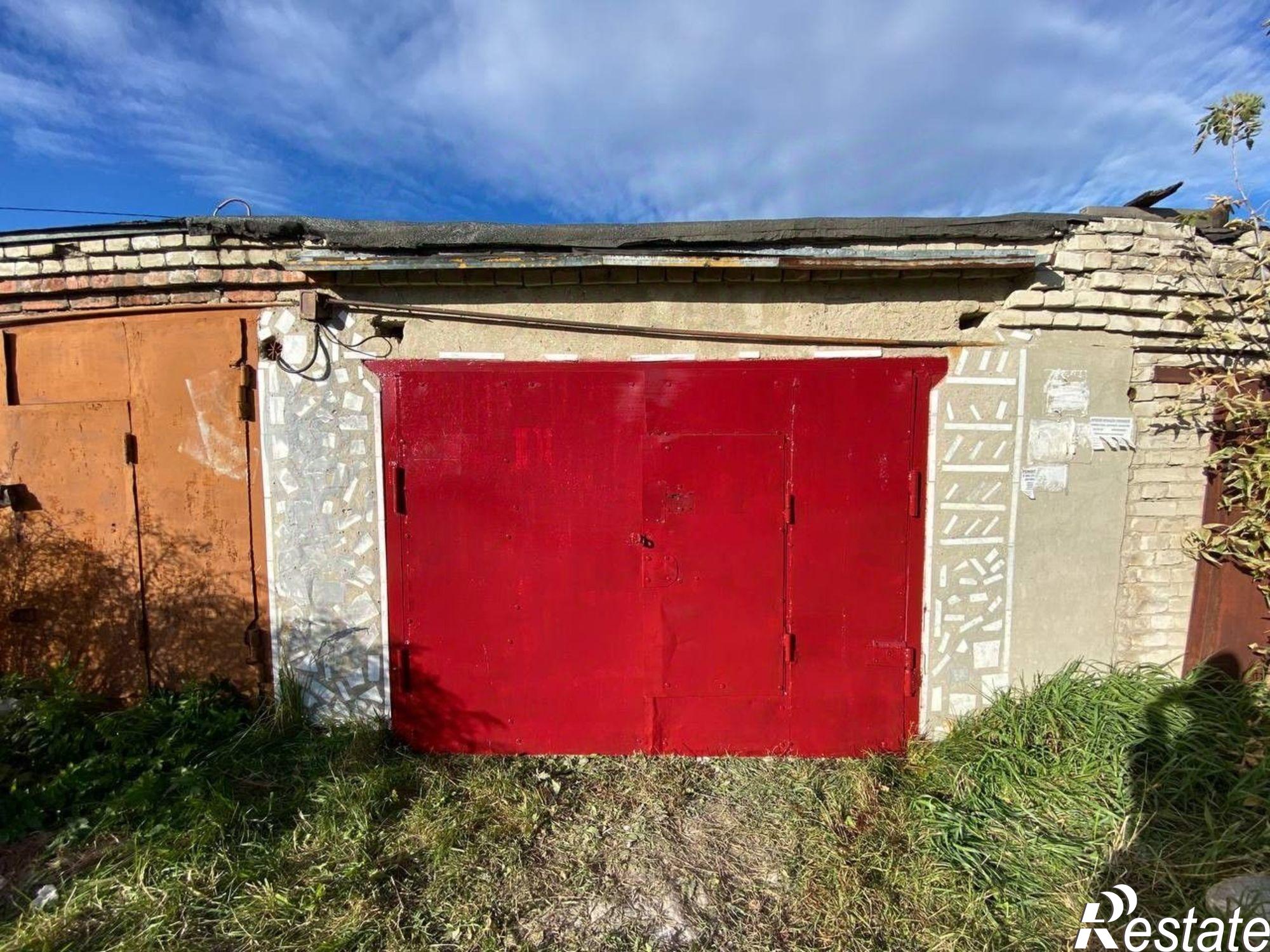 Купить гараж, место в паркинге за 230 010 рублей на ул Профсоюзная, 2