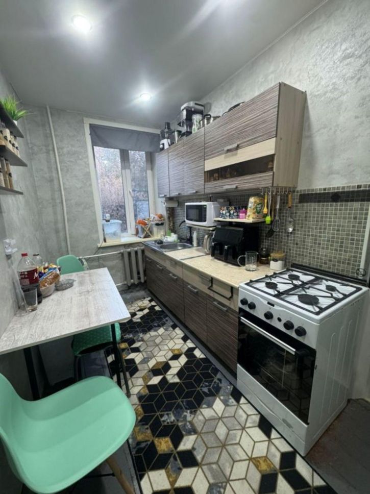 2-комн квартира Омская улица, 3а