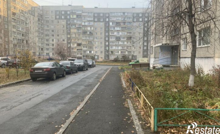 3-комн квартира жилой район Заозёрный, 3-й микрорайон, 23