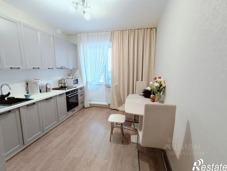 2-комн квартира жилой район Заозёрный, 4-й микрорайон, 31