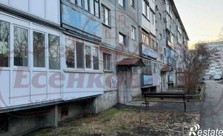 2-комн квартира улица Криволапова, 52,  д. 52