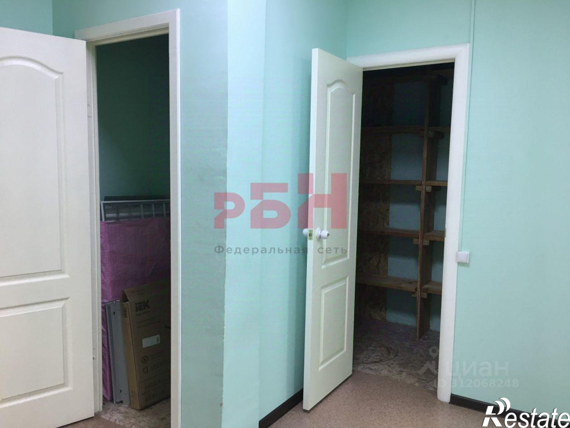 Сдать офис, помещение под офис за 54 600 рублей на Половинская улица, 10А