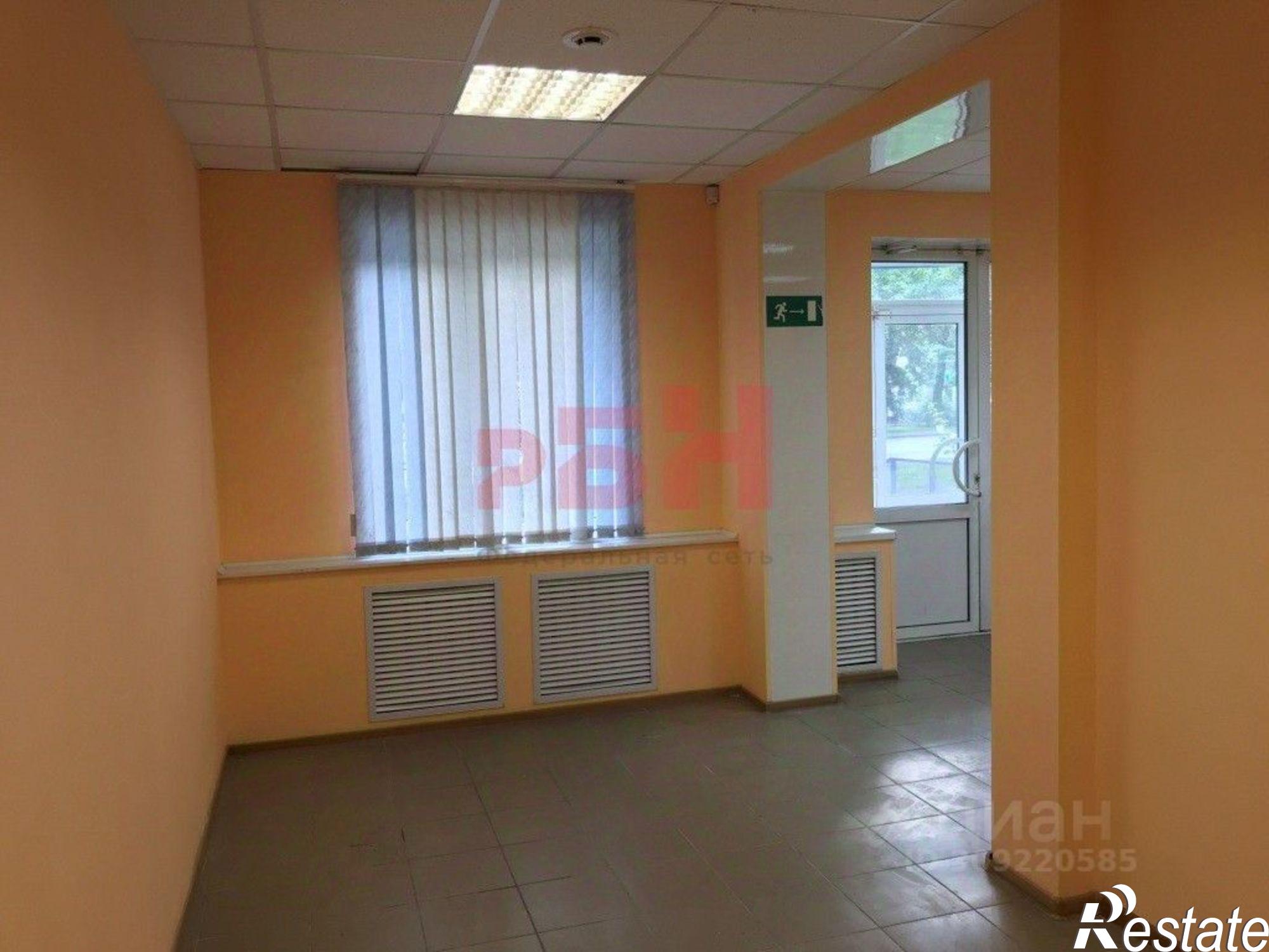 Купить торговое помещение за 8 243 840 рублей на проспект Машиностроителей, 7