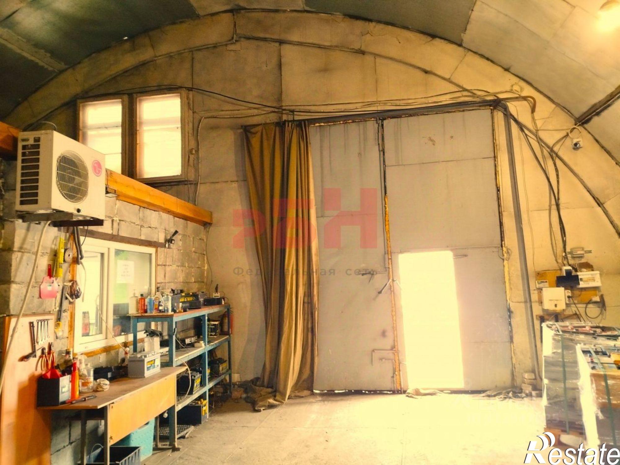 Купить производственную площадь за 20 000 400 рублей на улица Пугачёва, 103