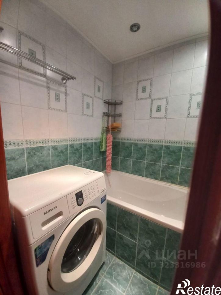 3-комн квартира жилой район Заозёрный, 1-й микрорайон, 19