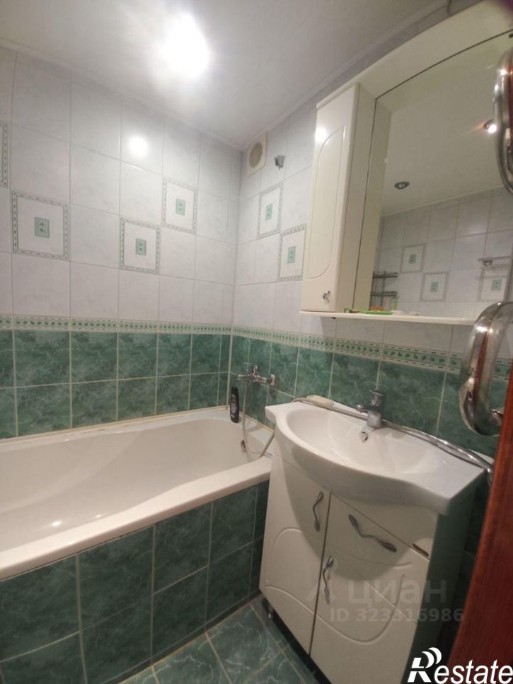 3-комн квартира жилой район Заозёрный, 1-й микрорайон, 19