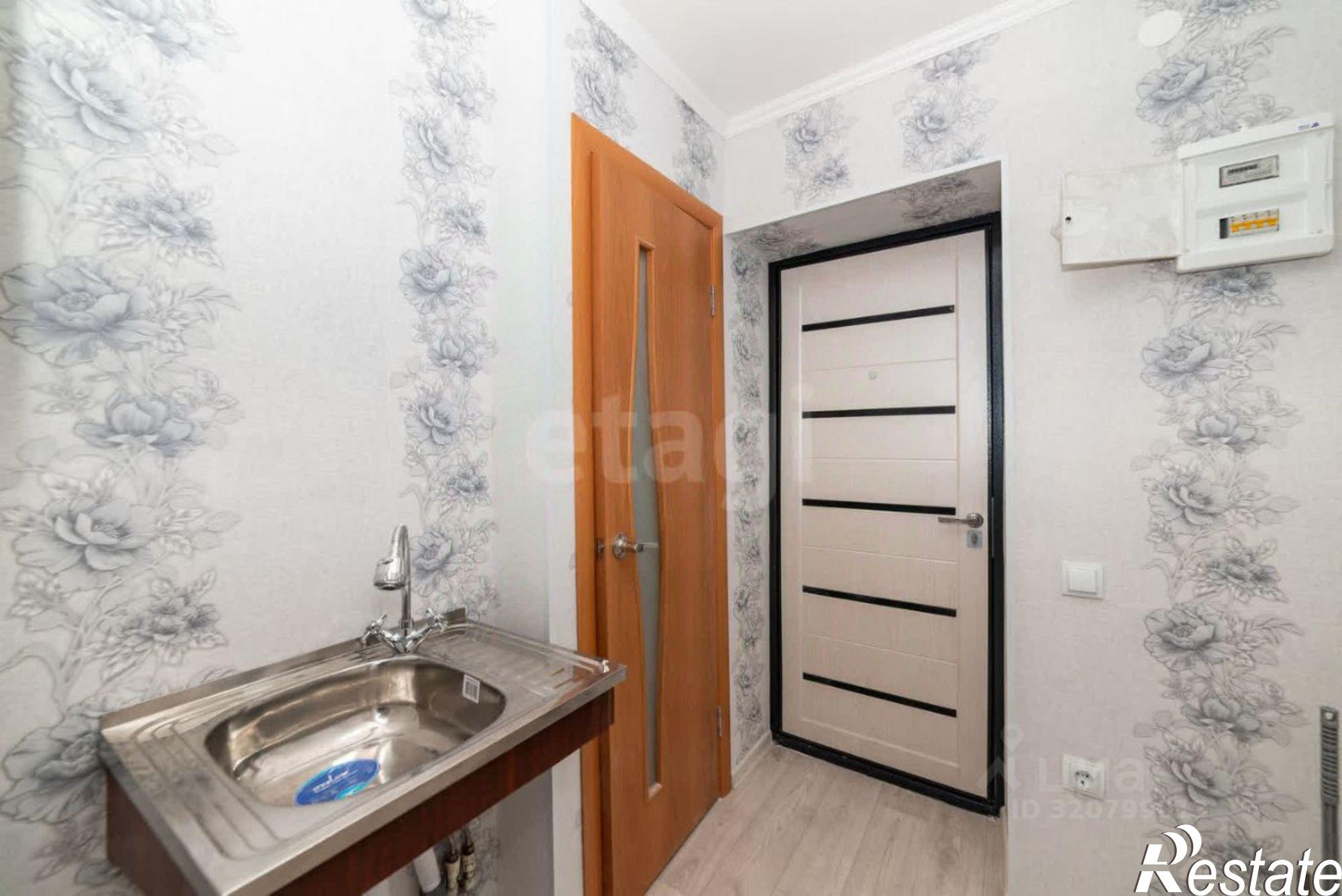 Купить квартиру за 1 800 000 рублей на улица Тельмана, 10