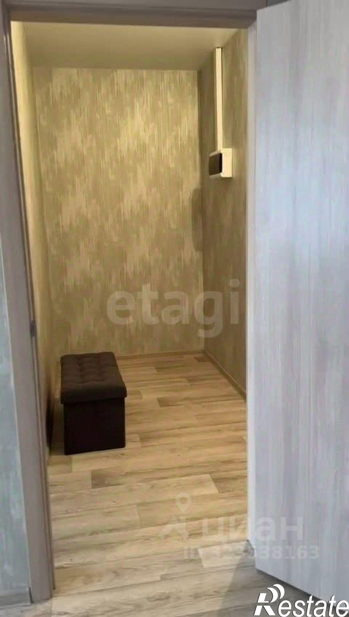 Купить квартиру за 3 600 000 рублей на 8-й микрорайон, 5