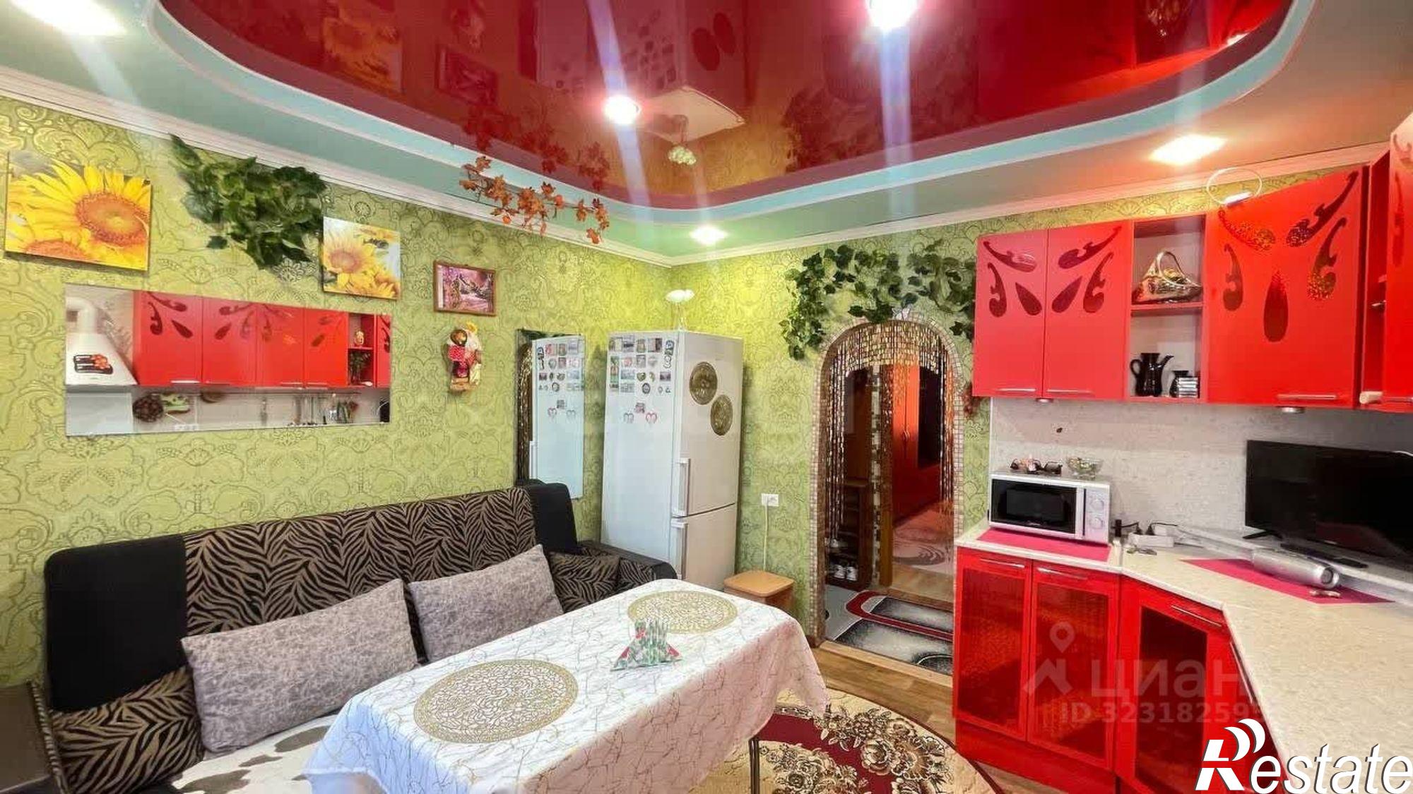 Купить квартиру за 2 300 000 рублей на Космонавтов улица, Черёмухово микрорайон, 9