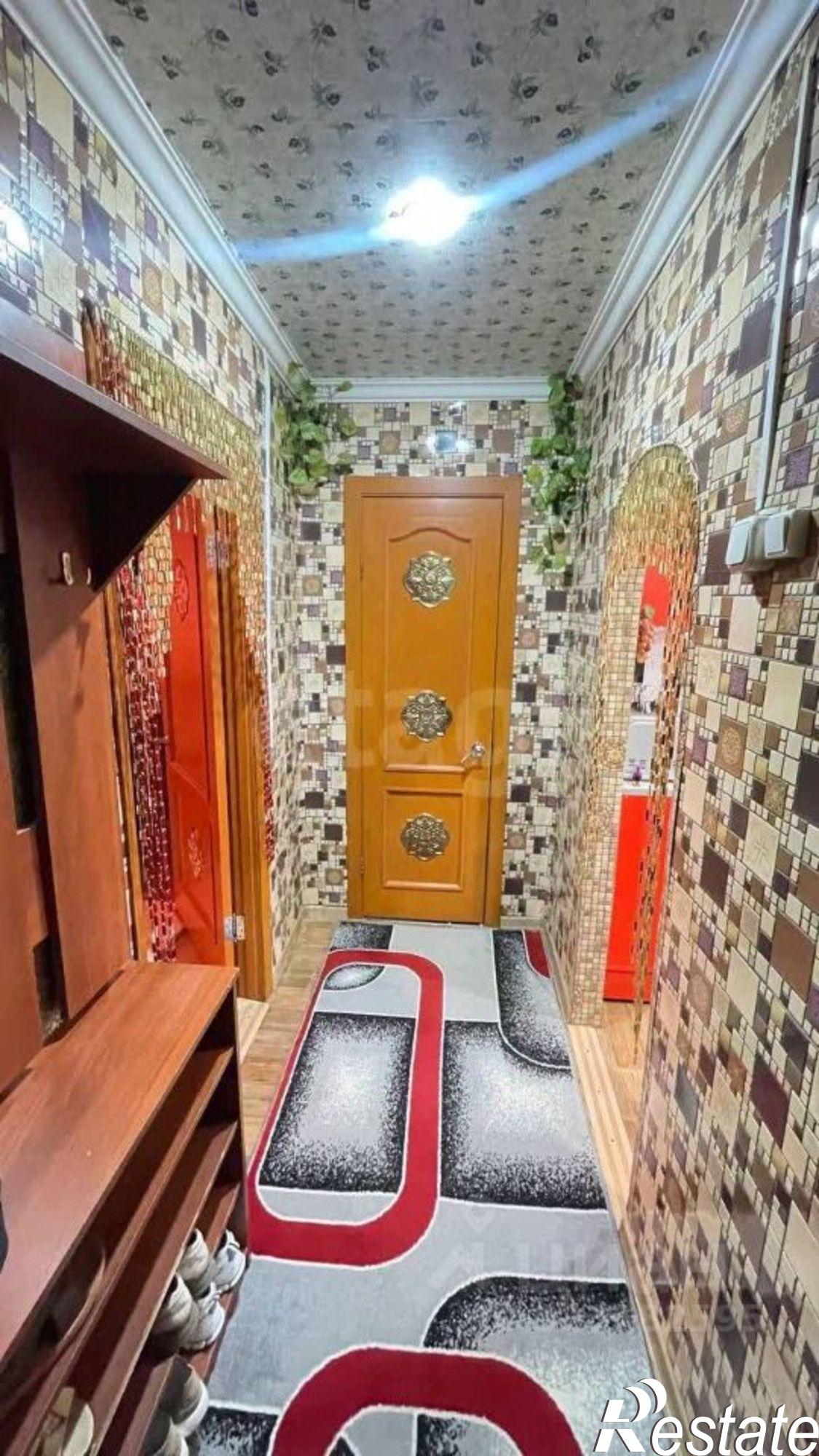 Купить квартиру за 2 300 000 рублей на Космонавтов улица, Черёмухово микрорайон, 9