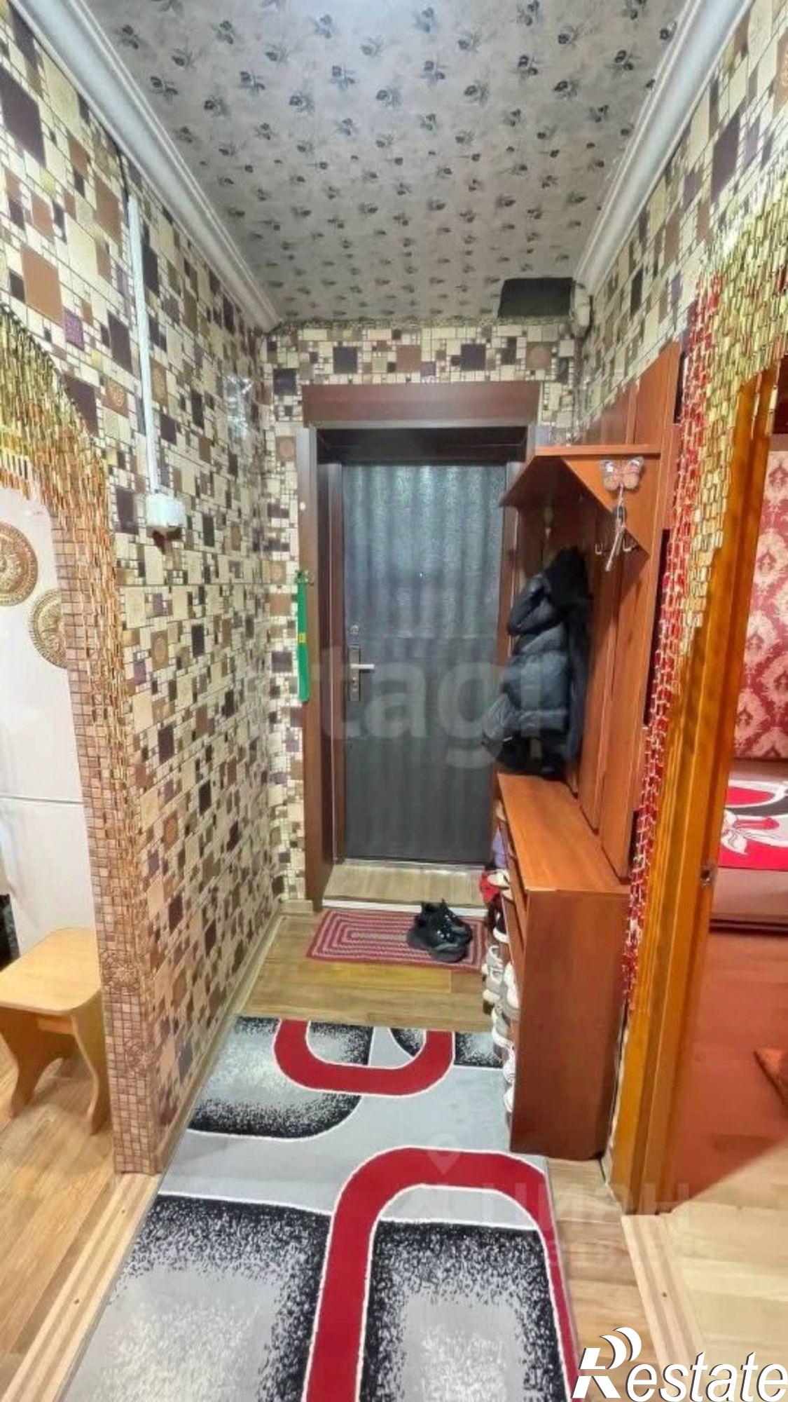 Купить квартиру за 2 300 000 рублей на Космонавтов улица, Черёмухово микрорайон, 9