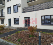 торговое помещение 100 кв м Солнечный бульвар, 38