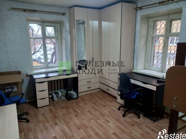 Комната улица Карельцева, 12,  д. 12