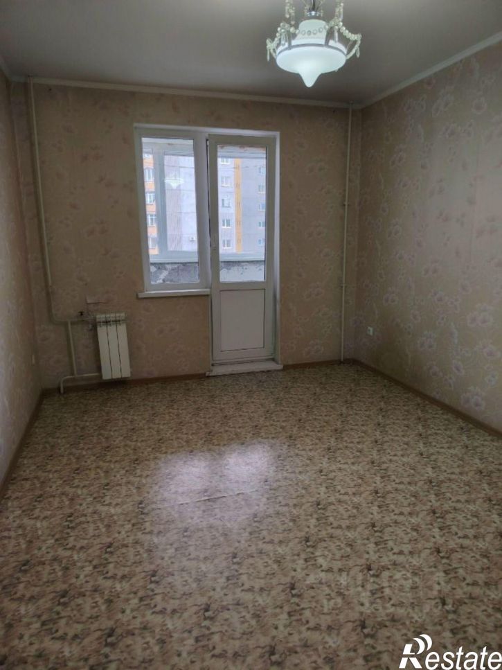 3-комн квартира жилой район Заозёрный, 6-й микрорайон, 14