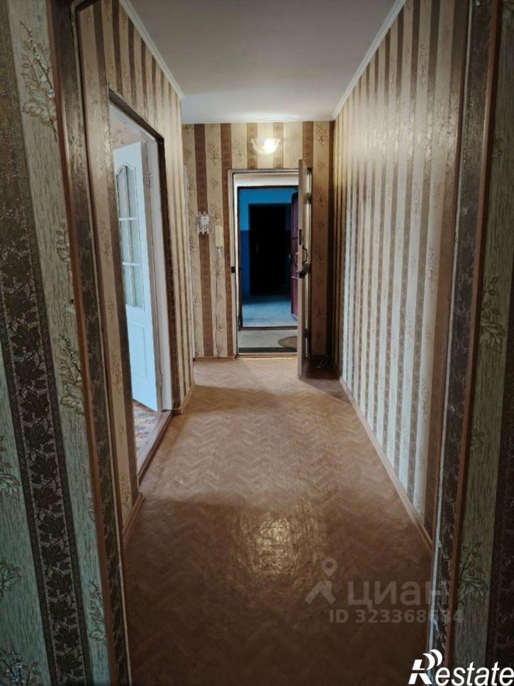 3-комн квартира жилой район Заозёрный, 6-й микрорайон, 14