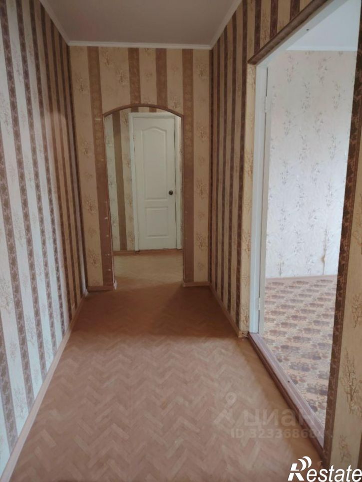 3-комн квартира жилой район Заозёрный, 6-й микрорайон, 14