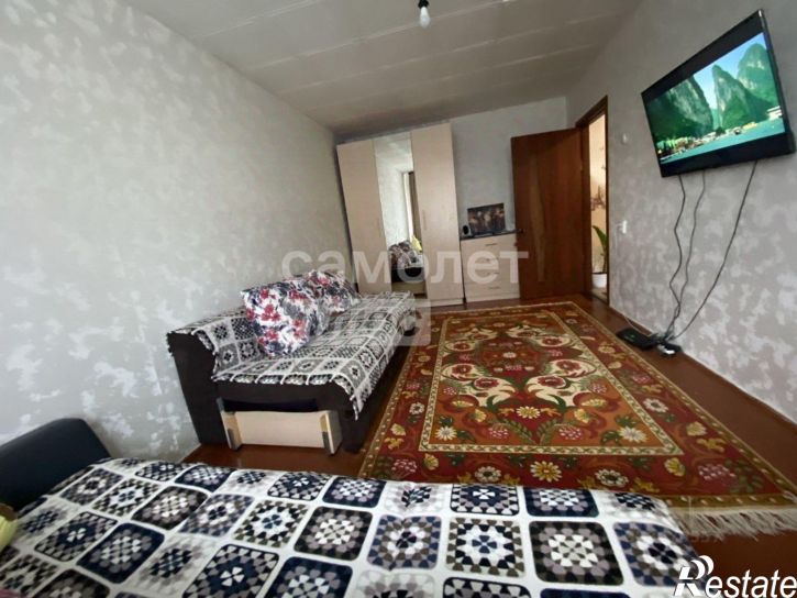 1-комн квартира проспект Конституции, 50,  д. 50