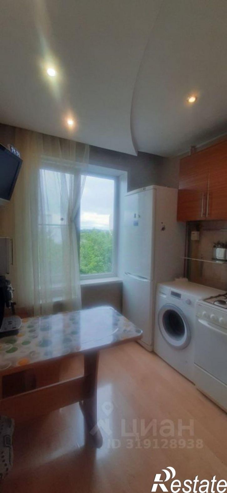 2-комн квартира улица Дзержинского, 28,  д. 28