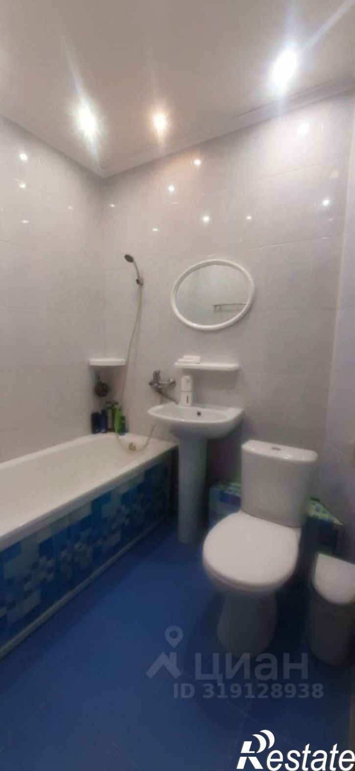 2-комн квартира улица Дзержинского, 28,  д. 28