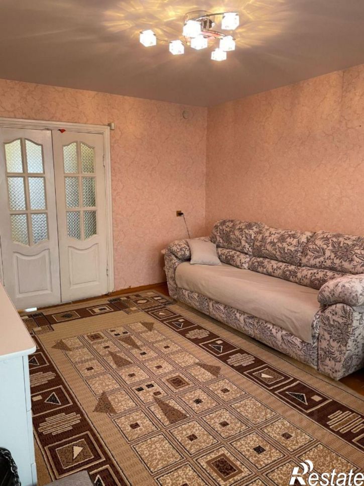 3-комн квартира Курган г, 6-й мкр., 5