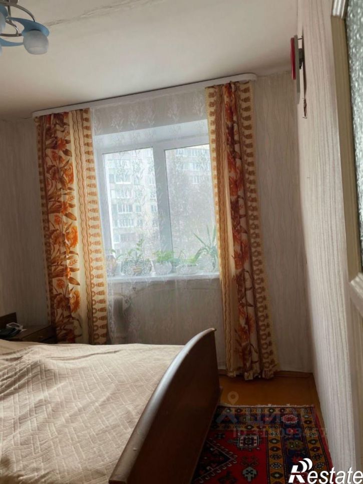 3-комн квартира Курган г, 6-й мкр., 5