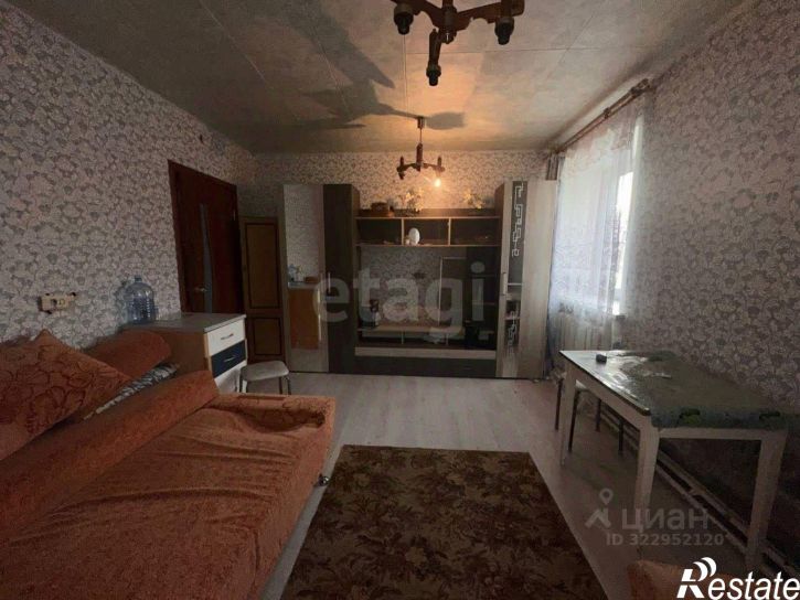 1-комн квартира проспект Конституции, 32,  д. 32