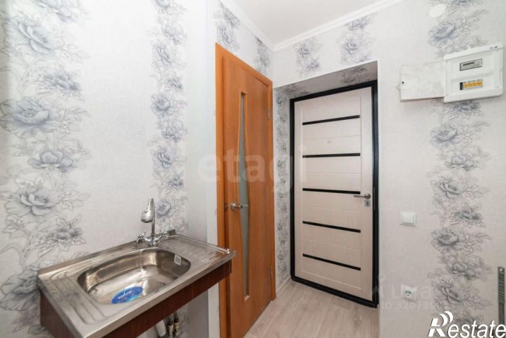 1-комн квартира улица Тельмана, 10,  д. 10