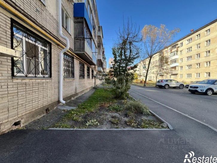 2-комн квартира улица Томина, 108,  д. 108