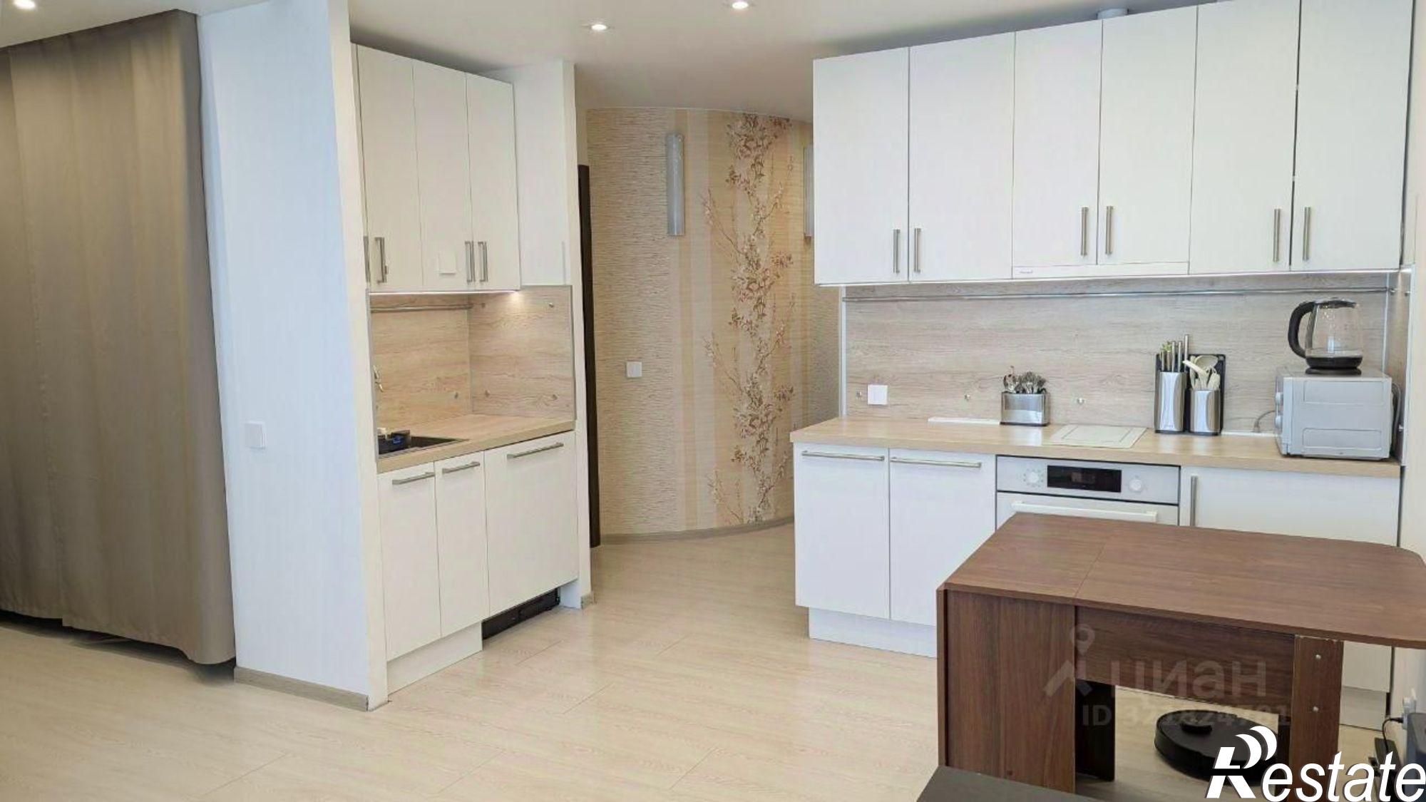 Сдать квартиру за 50 000 рублей на ул Сергея Васильева, 30