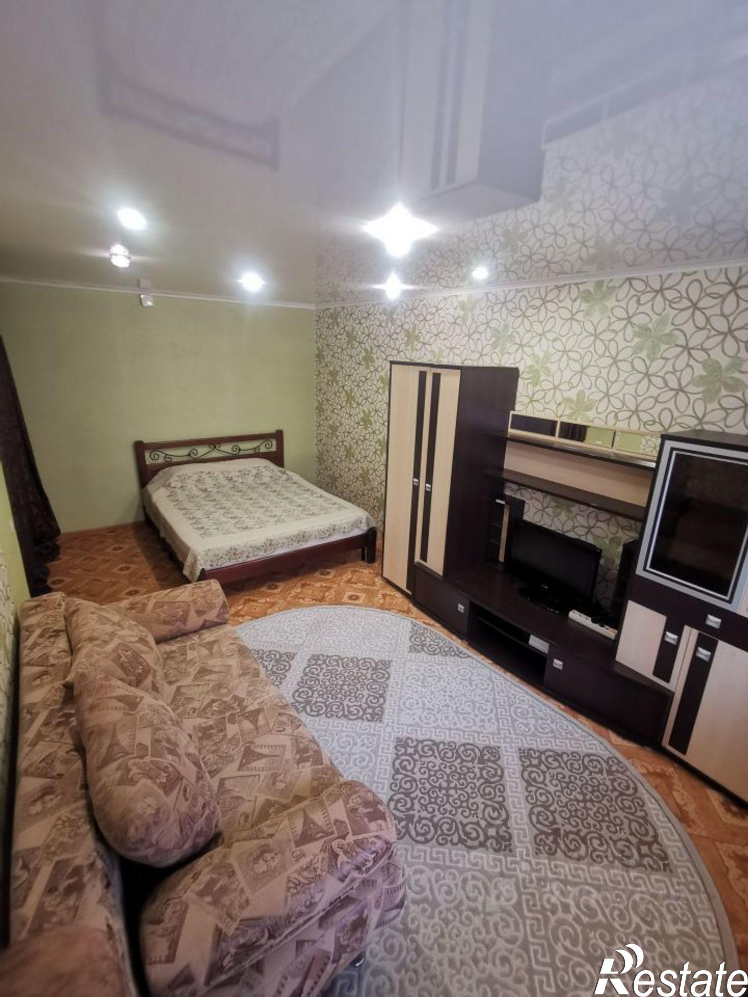 Сдать квартиру за 25 000 рублей на ул Урицкого, 124