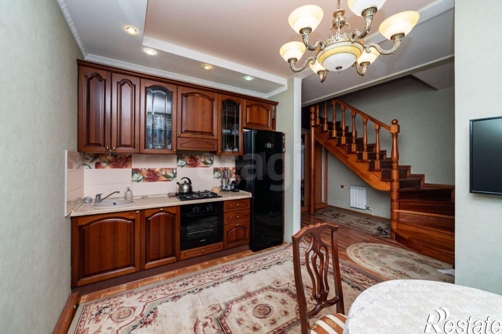 Купить квартиру за 14 500 000 рублей на ул Молодёжи, 131