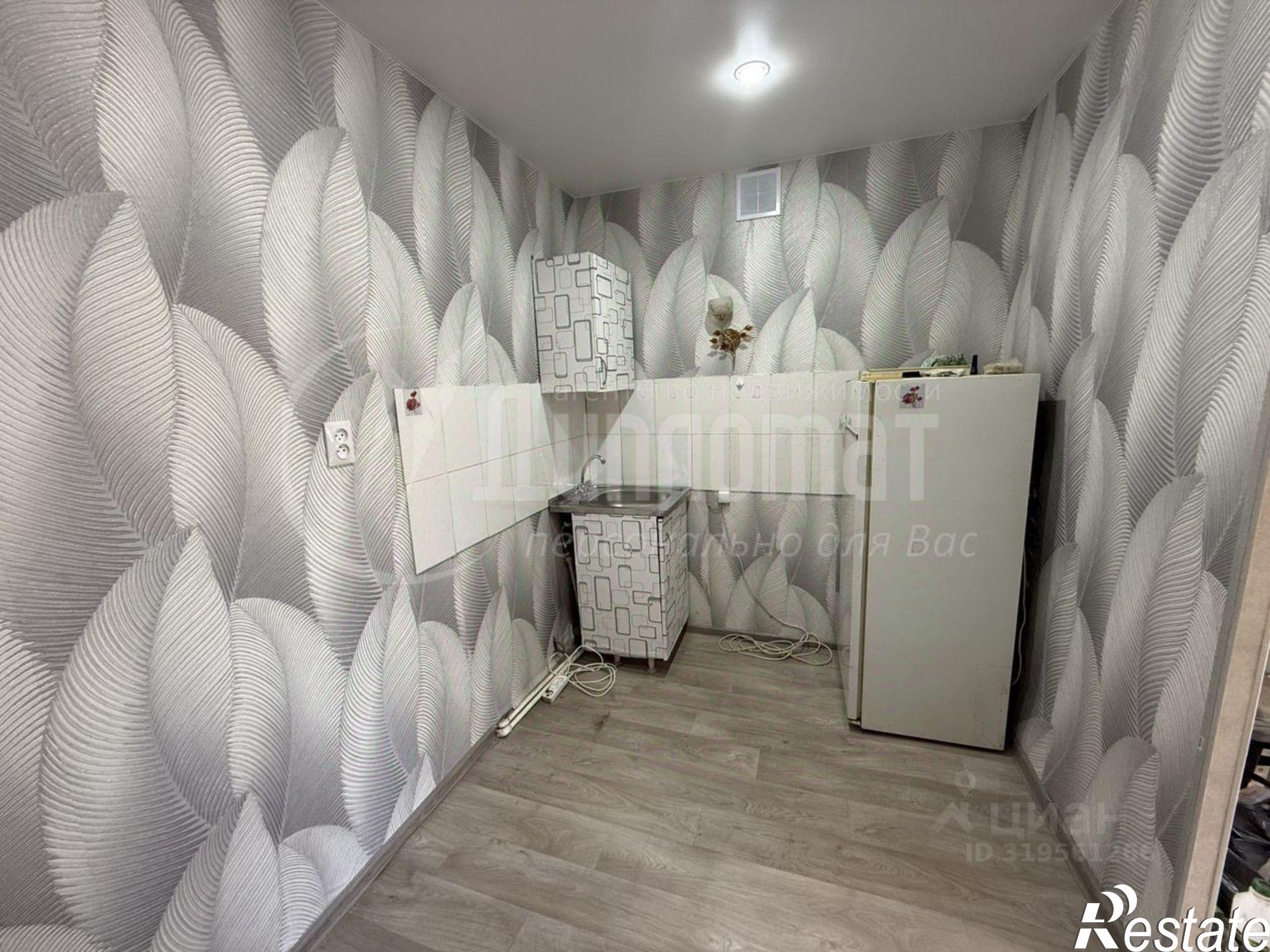 Купить комнату за 990 000 рублей на ул Дзержинского, 17а