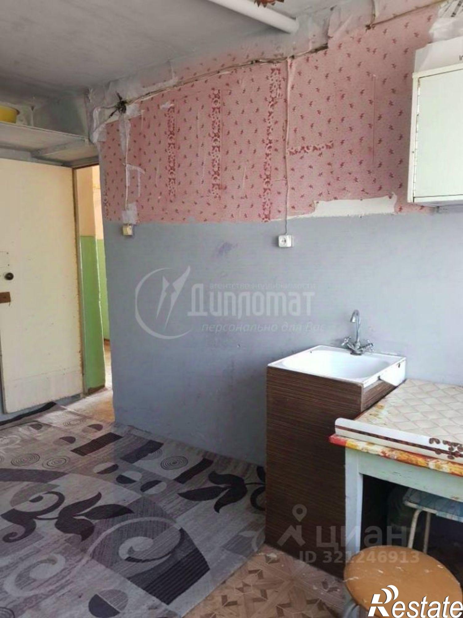 Купить комнату за 450 000 рублей на ул Автозаводская, 3а