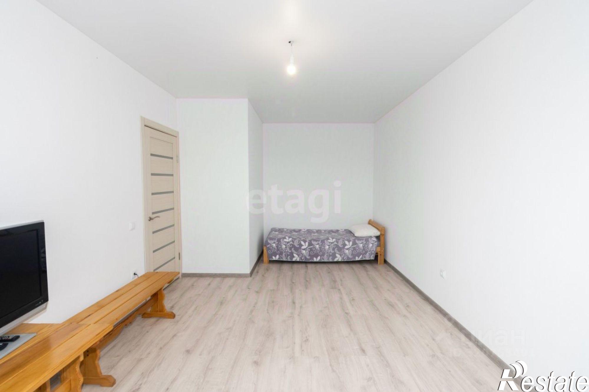 Купить квартиру за 5 400 000 рублей на Солнечный б-р, 30а