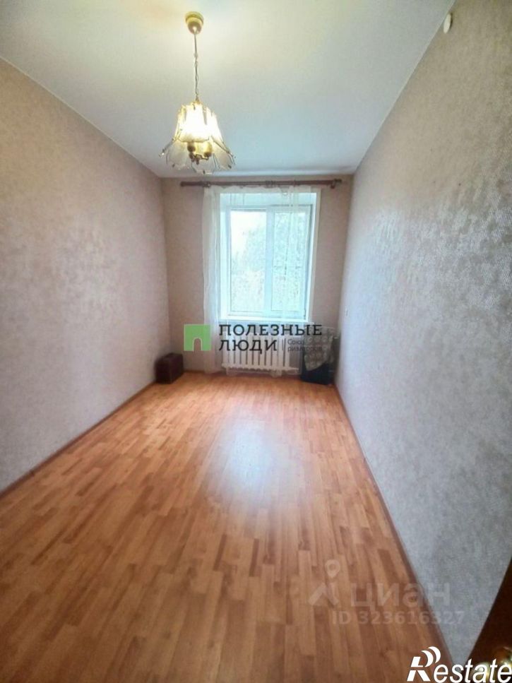 3-комн квартира улица Красина, 67,  д. 67