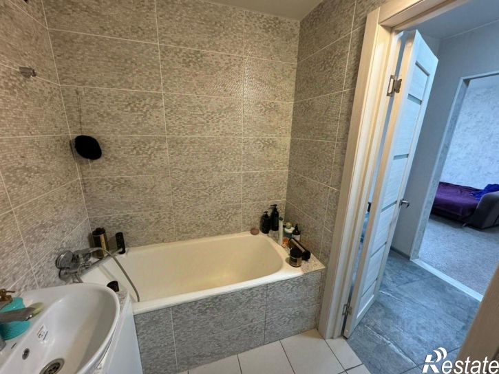 1-комн квартира жилой район Заозёрный, 11-й микрорайон, 8