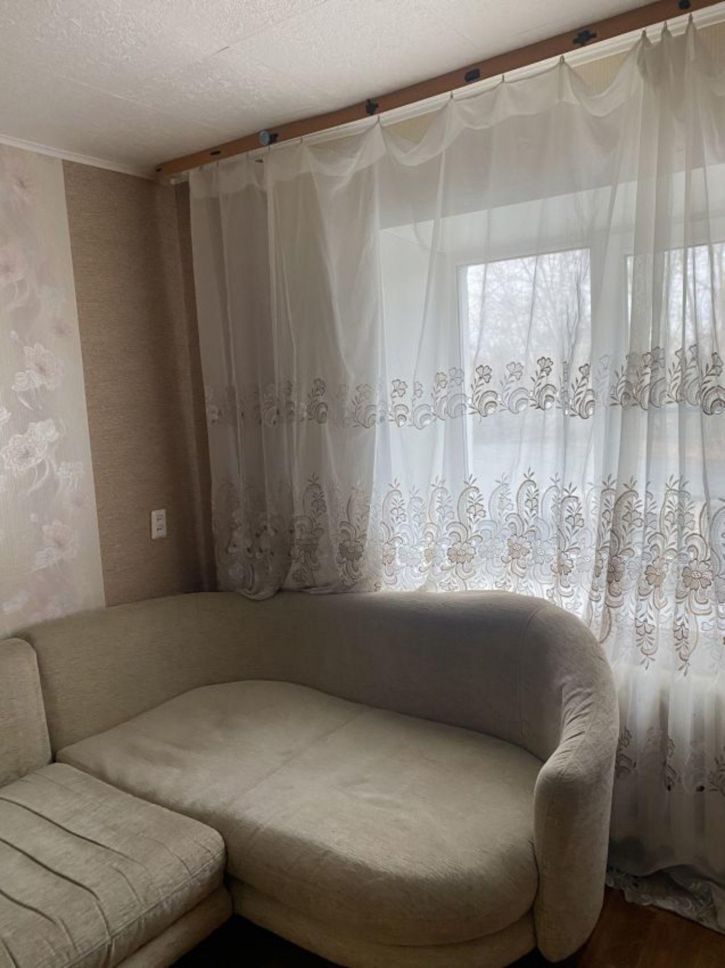 1-комн квартира Конституции проспект, 65