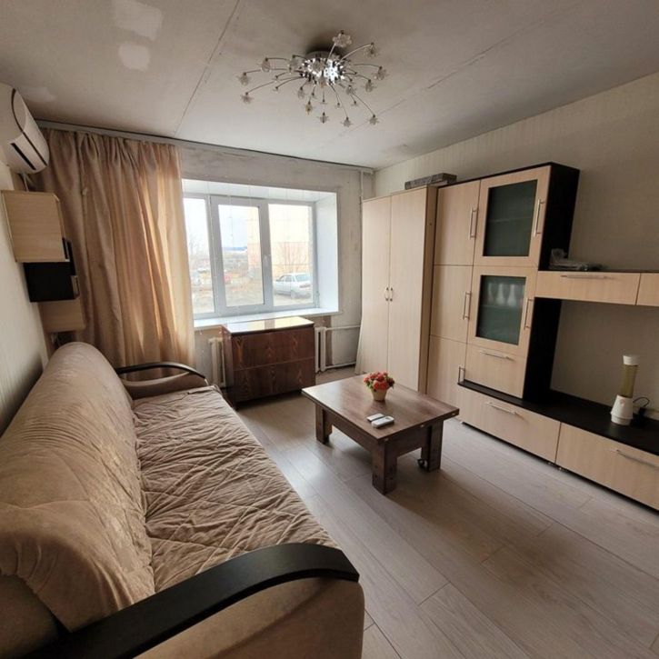 2-комн квартира Дзержинского улица, 31