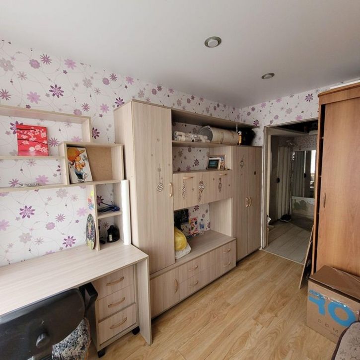 2-комн квартира Дзержинского улица, 31