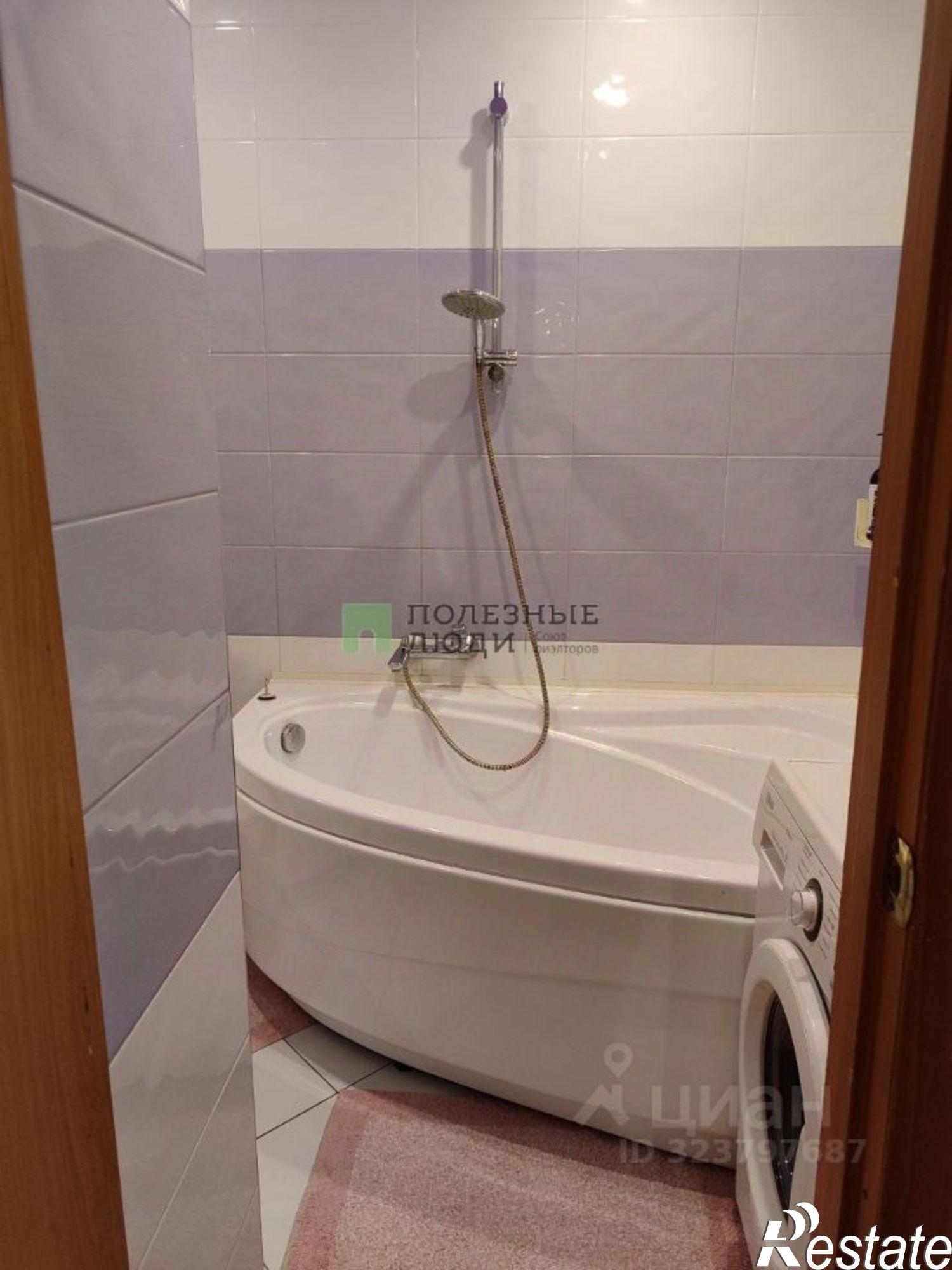 Купить квартиру за 5 900 000 рублей на Курган г., Заозерный, 4-й мкр., д.24