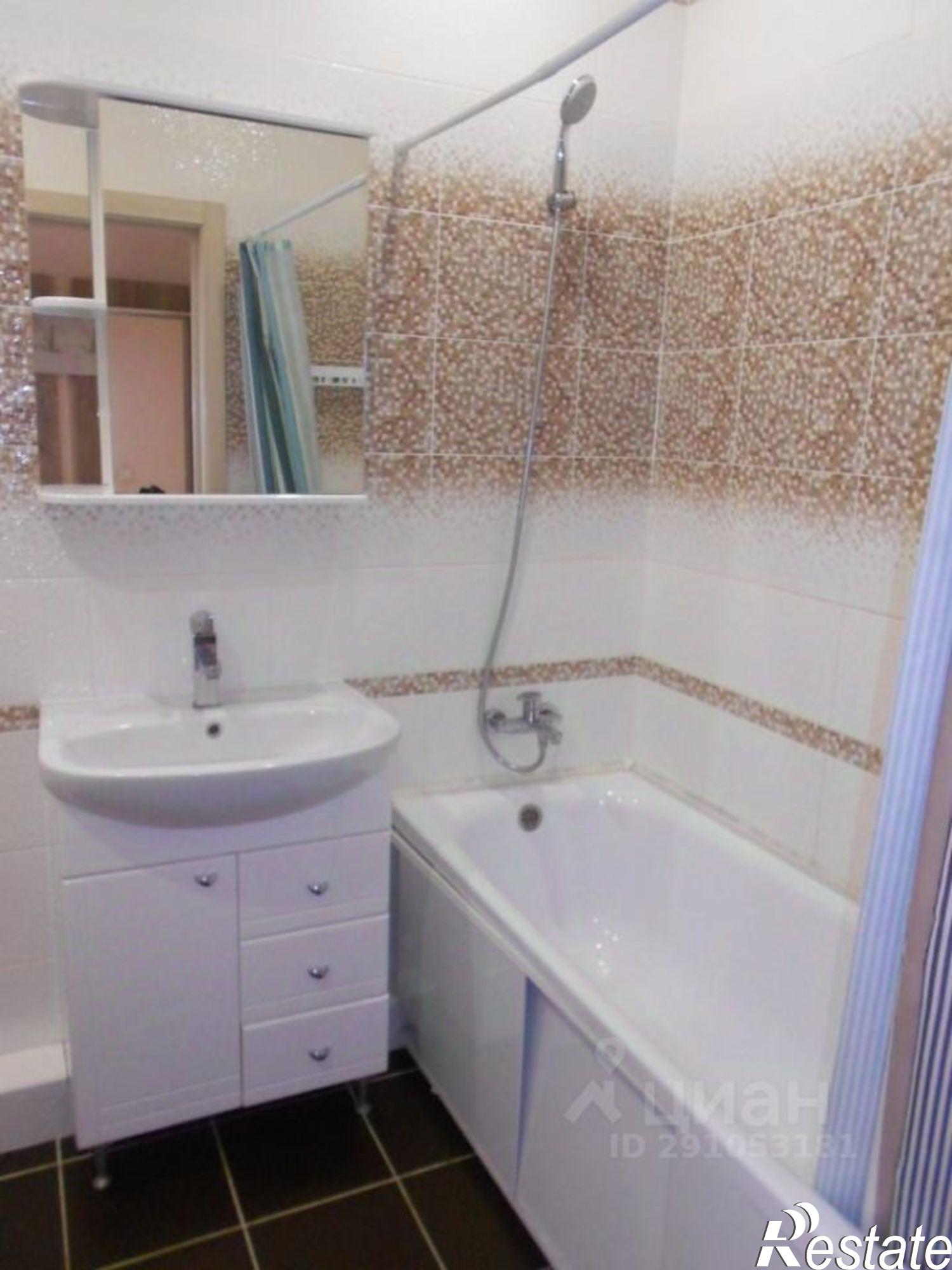 Сдать квартиру за 25 000 рублей на жилой район Заозёрный, 3-й микрорайон, 35