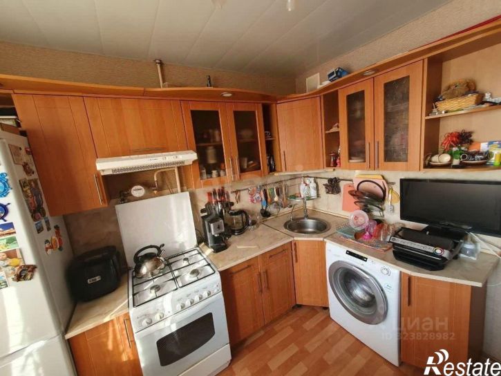 2-комн квартира улица Алексеева, 15,  д. 15